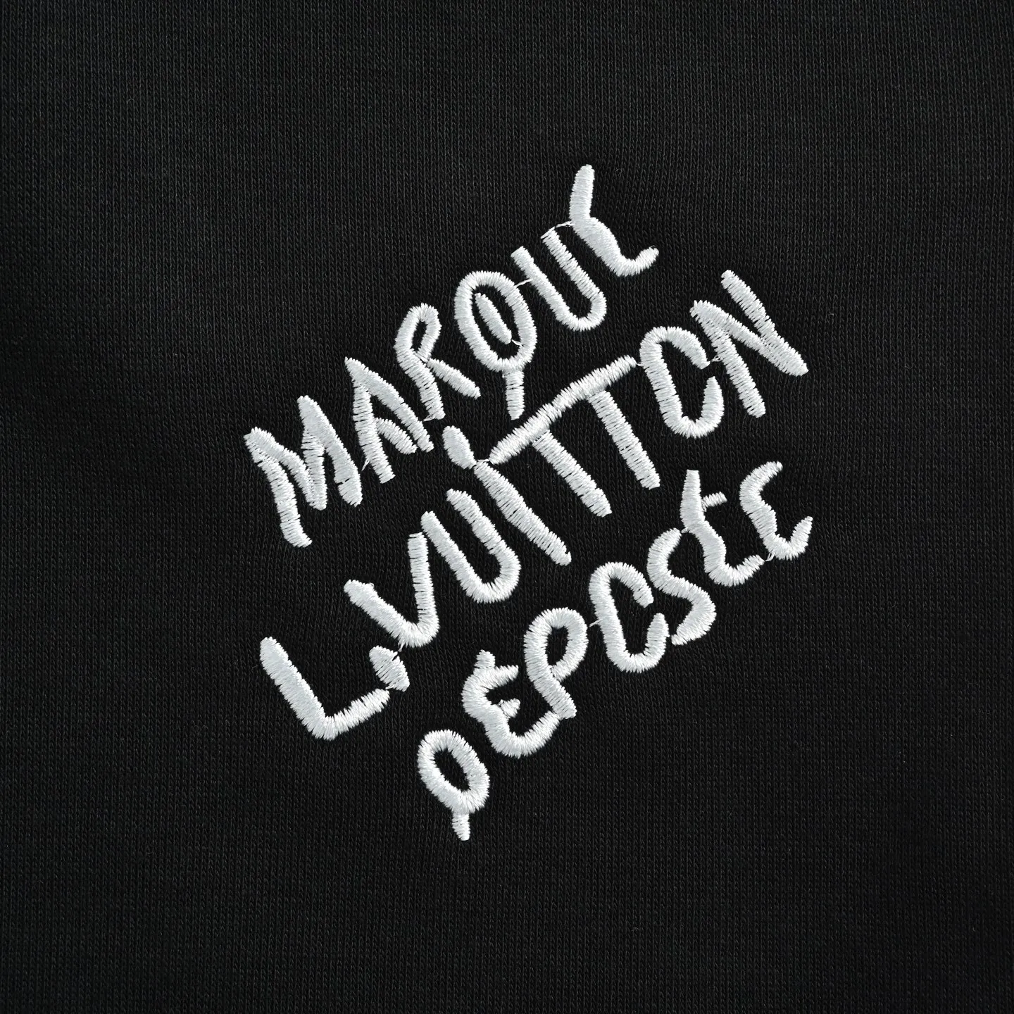 Louis Vuitton/